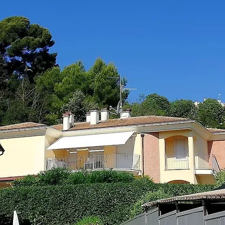 Oasi La Torre Сasa de vacaciones *